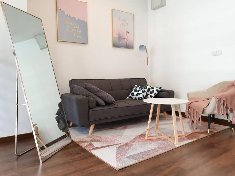 Beside Imago City Centre Soho Private Room By Wj Homestay Kota Kinabalu Exterior photo